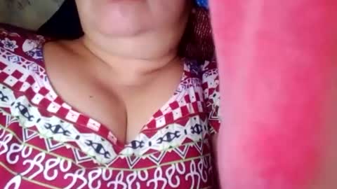 lovely_orchid online show from 12.23.24