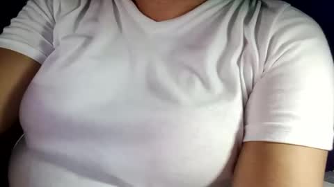 lovely_orchid online show from 01.07.25