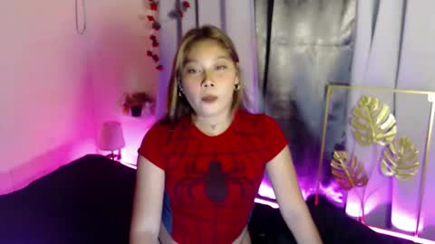 Snapshot of lovely_sandyy chatting on 02.26.26 sandy online show from 02.26.26