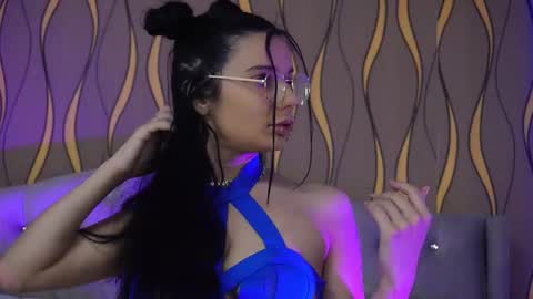 lovely_sophia_ online show from 12.01.25