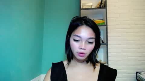 Snapshot of lovely_thea_xoxo chatting on 07.21.26 Thea online show from 07.21.26