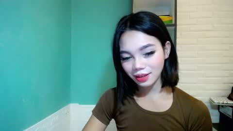 Snapshot of lovely_thea_xoxo chatting on 07.22.26 Thea online show from 07.22.26