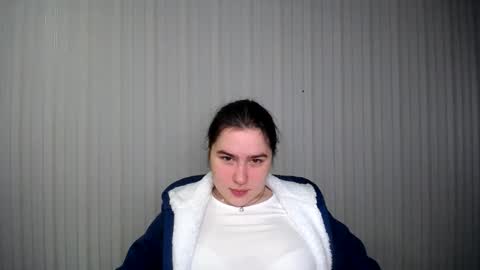 Snapshot of lovelyangel_xx chatting on 12.11.24 lovelyangel_xx online show from 12.11.24