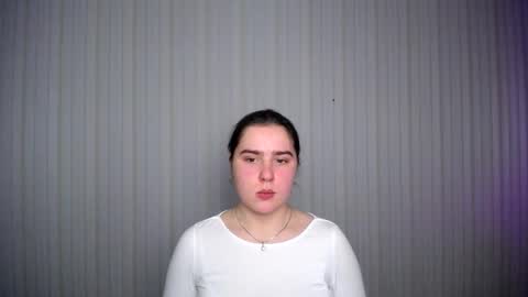 Snapshot of lovelyangel_xx chatting on 12.11.24 lovelyangel_xx online show from 12.11.24