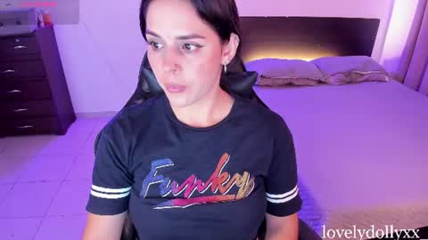 Snapshot of lovelydollyxx_ chatting on 07.21.26 lovely online show from 07.21.26