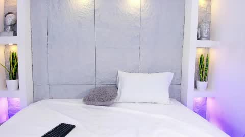 Lovely online show from 03.30.26