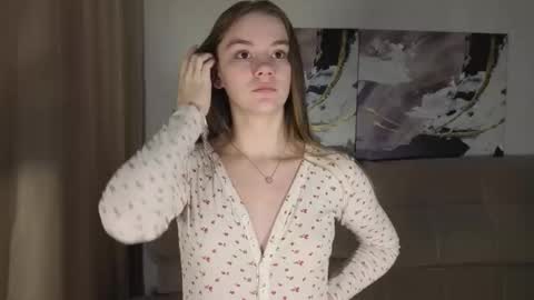 lovelygracee online show from 11.06.25