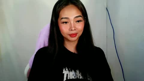 Snapshot of lovelykayleexx chatting on 06.29.26 ara online show from 06.29.26