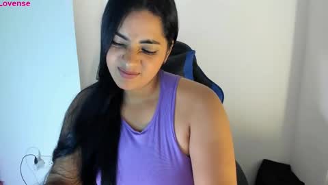 Snapshot of lovelykendall chatting on 02.26.26 Kendall online show from 02.26.26