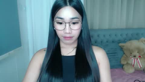 Snapshot of lovelymae18 chatting on 02.27.26 lovelymae18 online show from 02.27.26