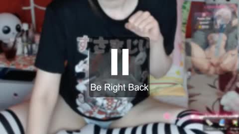 Snapshot of lovelynekochan chatting on 12.09.24 Lisa Cherry online show from 12.09.24