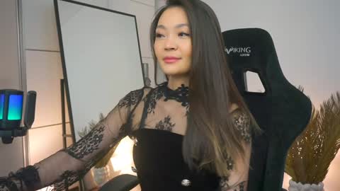 kim online show from 01.25.25