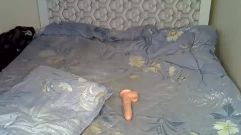 lovelytin online show from 09.12.25