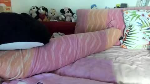 Snapshot of lovelywoman23 chatting on 02.25.25 lovelywoman23 online show from 02.25.25