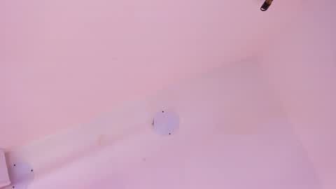 L O V E  online show from 01.18.26