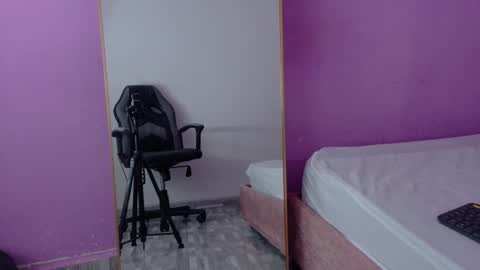 L O V E  online show from 03.18.26