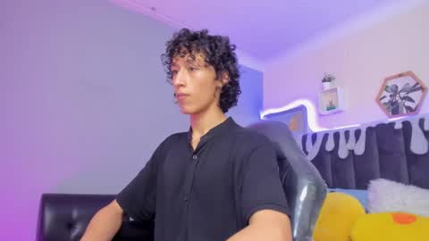 Snapshot of loverboy8_ chatting on 12.09.24 loverboy8_ online show from 12.09.24