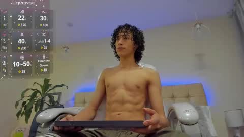 Snapshot of loverboy8_ chatting on 01.24.25 loverboy8_ online show from 01.24.25