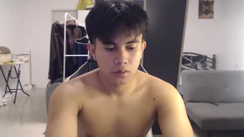 loverboyph04 online show from 09.19.25