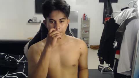 loverboyph04 online show from 10.22.25