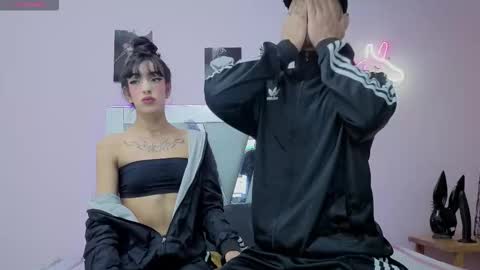 sofia and bryan online show from 10.31.25