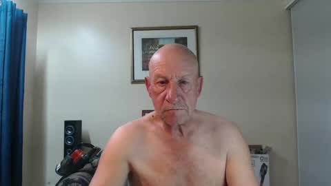 Snapshot of lovesblackazz chatting on 03.08.25 Lovesblackazz online show from 03.08.25