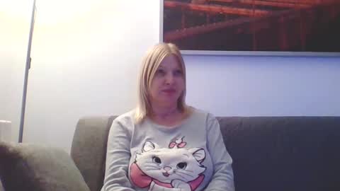 Marlyn online show from 01.13.25