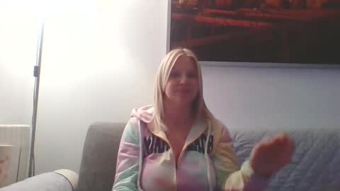 Marlyn online show from 12.13.25