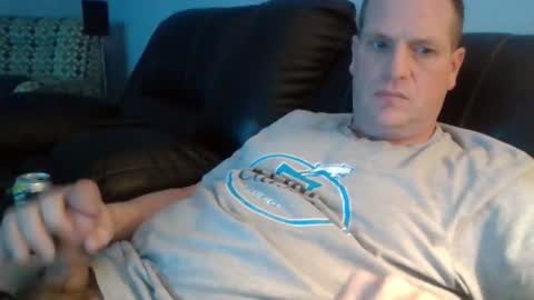 Snapshot of lovetocum37 chatting on 02.17.26 lovetocum37 online show from 02.17.26