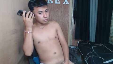 lovetosuckxox online show from 04.17.26