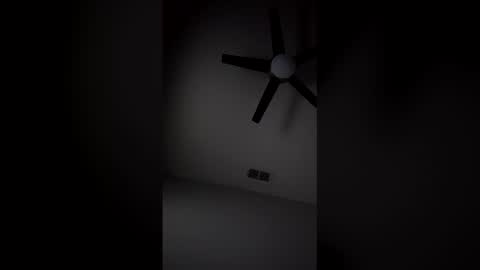 Snapshot of loveyofeets chatting on 03.22.26 loveyofeets online show from 03.22.26