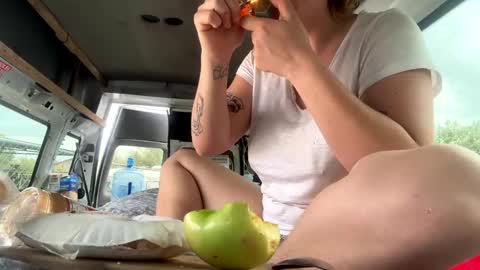 StacyMaeWish online show from 03.09.25