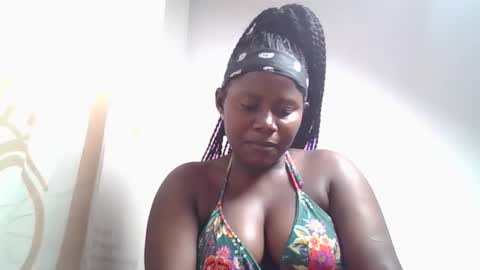 lovie_paula online show from 10.13.25