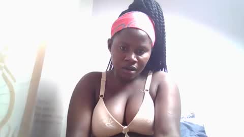 lovie_paula online show from 10.14.25