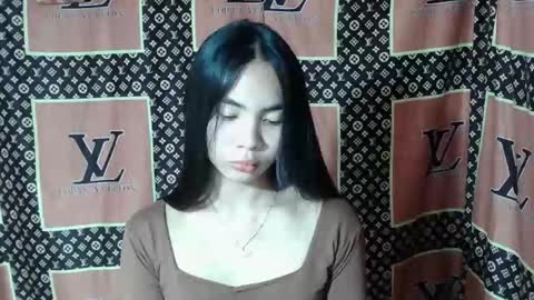 loving_rhean online show from 12.20.25