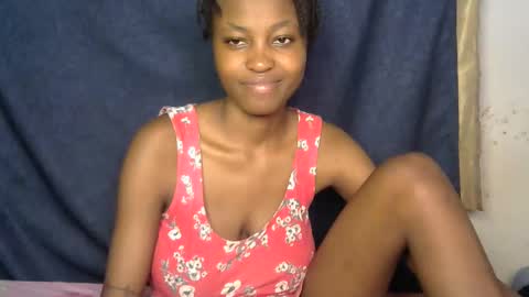 Snapshot of lovly_lastborn chatting on 09.16.25 lovly_lastborn online show from 09.16.25