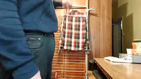 Lshot D online show from 12.15.24