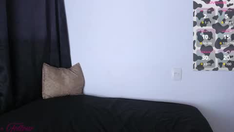 Lucia online show from 03.02.25