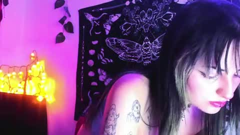 Jenn online show from 07.01.26