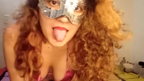 luanapowerful online show from 09.09.25