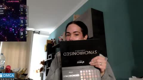 luara_ online show from 04.14.26