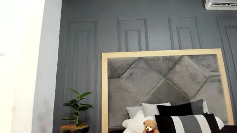 luca_morettii online show from 11.16.25