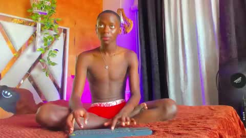 Snapshot of luca_sins chatting on 03.16.26 luca_sins online show from 03.16.26