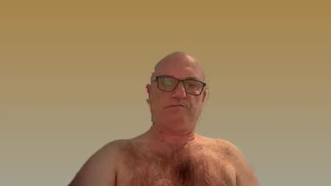 Snapshot of lucas10004 chatting on 12.19.24 lucas10004 online show from 12.19.24