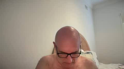 Snapshot of lucas10004 chatting on 02.15.25 lucas10004 online show from 02.15.25