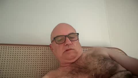 Snapshot of lucas10004 chatting on 11.29.25 lucas10004 online show from 11.29.25