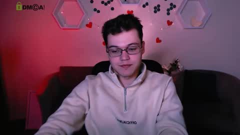 Snapshot of lucas_long_ chatting on 10.07.25 lucas_long_ online show from 10.07.25