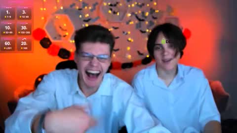 Snapshot of lucas_long_ chatting on 10.25.25 lucas_long_ online show from 10.25.25