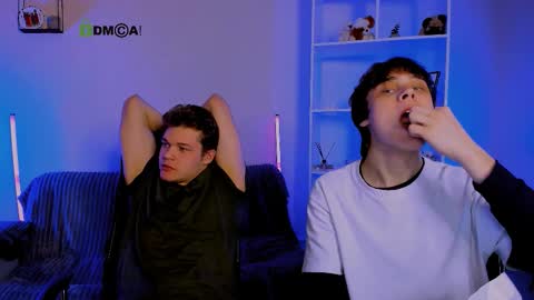 Snapshot of lucas_long_ chatting on 11.28.25 lucas_long_ online show from 11.28.25