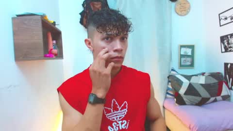 Lucas Luxx online show from 09.10.25